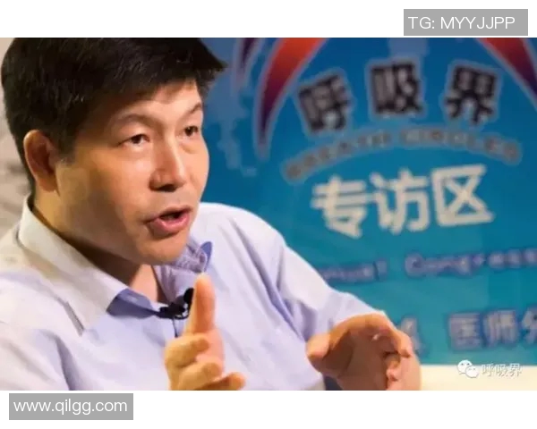 李强独家分享：深入解析足球技巧与战术心得，助你提升球场表现