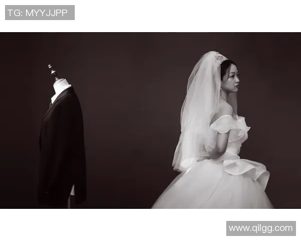 足球明星婚纱照中的优雅女性形象展现了爱情与梦想的完美结合